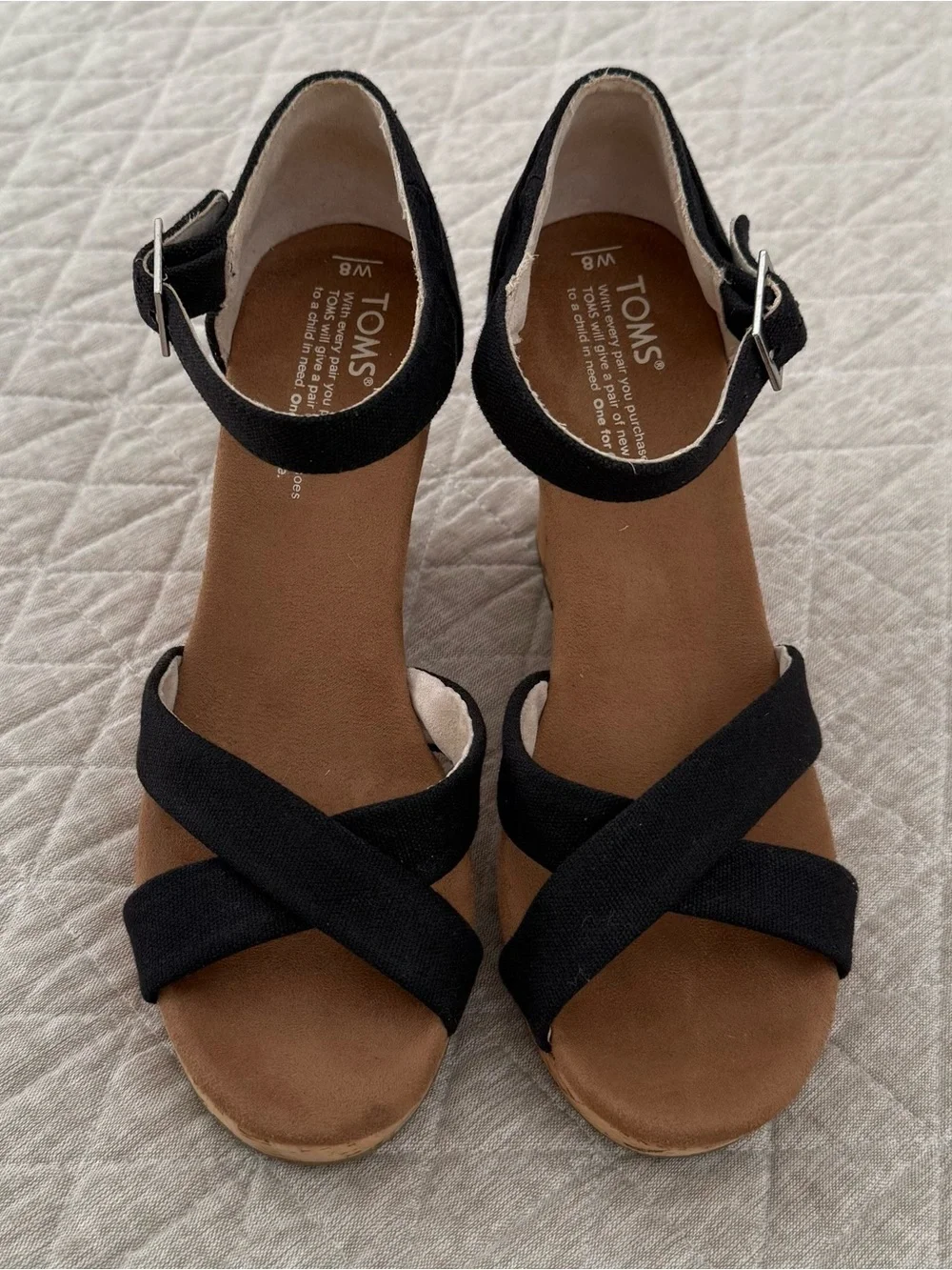 Like New TOMS Sienna Black Canvas Strap Wedge Sandal Cork Heel Size 8